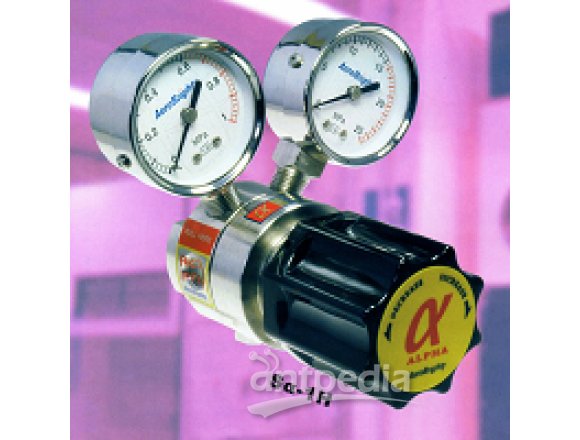 Sα-2H双级减压气体减压器(含转接头)，流量5ml以下，用于二氧化碳