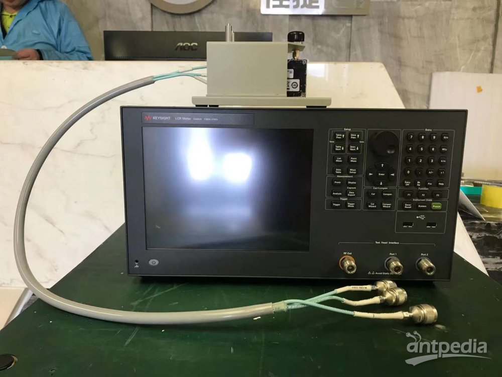 N9030B PXA 信号分析仪，2 Hz 至 50 GHz